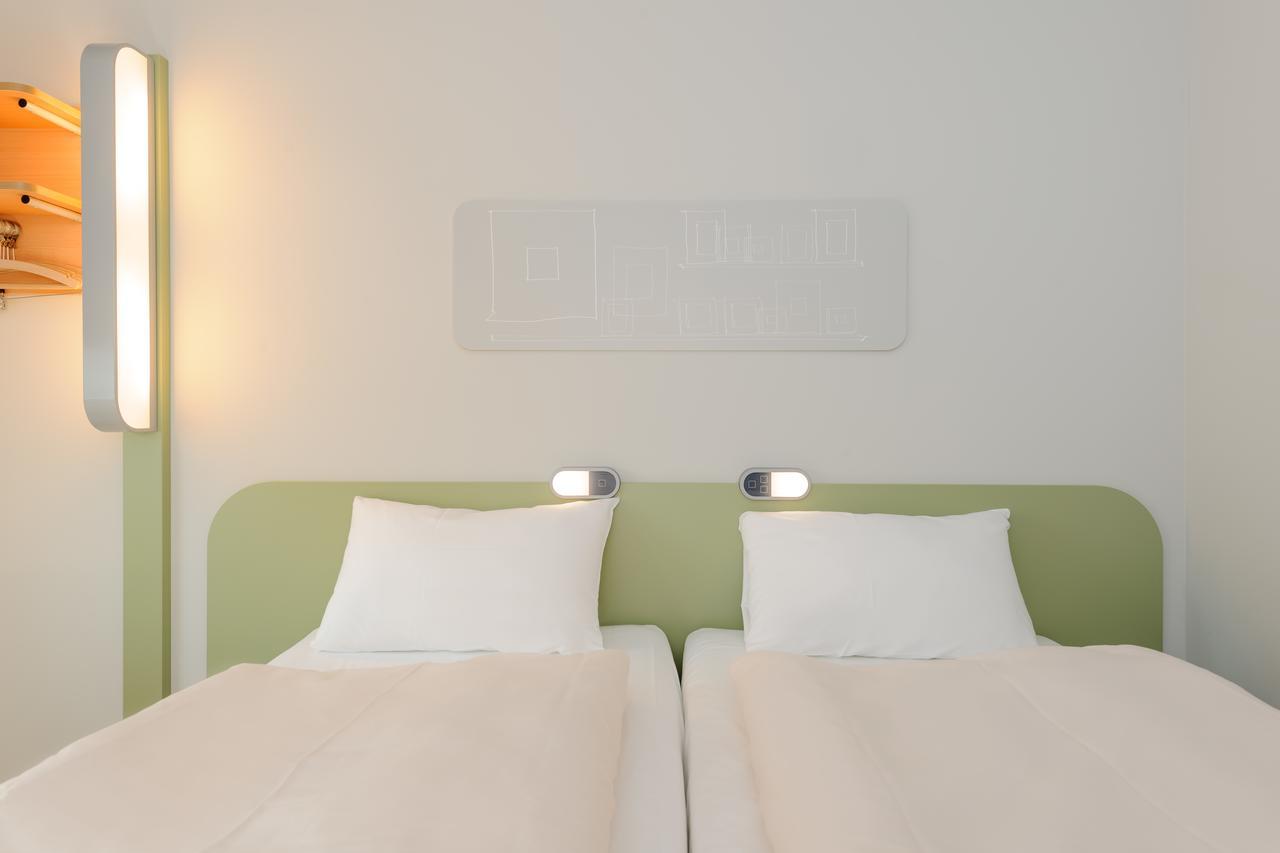 Ibis Budget Frankfurt City Ost Frankfurt am Main Exteriör bild